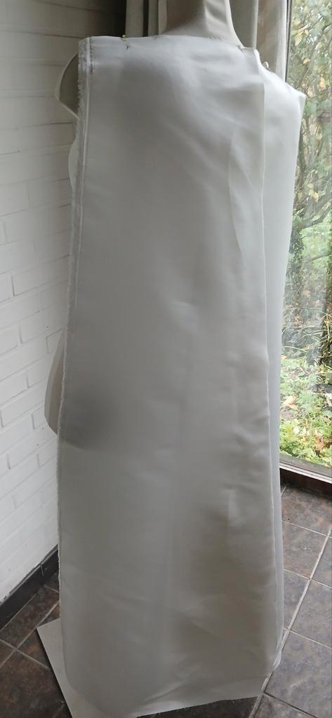 Stroken satijn gebroken wit, Hobby en Vrije tijd, Naaien en Fournituren, Ophalen of Verzenden