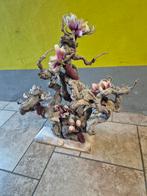 Heel grote Magnolia boom met bloemen en vlinders, Ophalen, Zo goed als nieuw