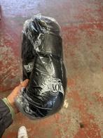 Bokshandschoenen + beenbescherming en toebehoren, Ophalen, Nieuw, Bokshandschoenen