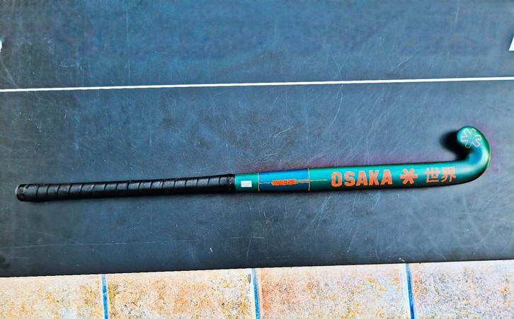 "Osaka VISION 25.00 Show-bow" hockey stick, maat 36,5, Sport en Fitness, Hockey, Gebruikt, Stick, Ophalen