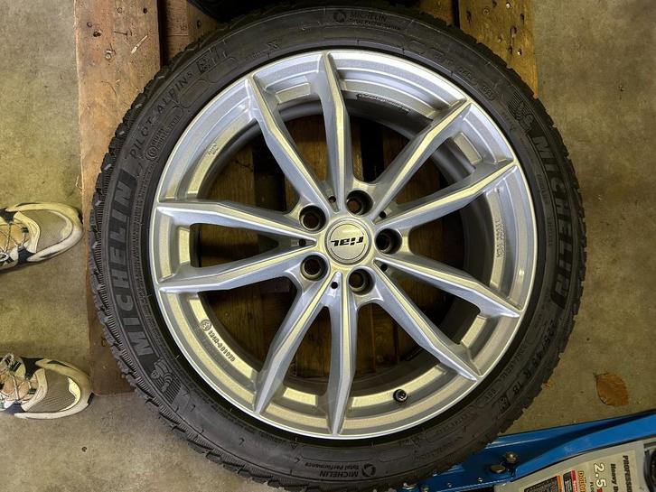 winterbanden + velgen BMW G20/G21, Auto-onderdelen, Banden en Velgen, Banden en Velgen, Winterbanden, 18 inch, 225 mm, Personenwagen