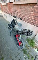 Gezocht yamaha aerox in slechte staat, Fietsen en Brommers, Ophalen, Gebruikt, Aerox