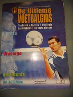 de ultieme voetbalgids - hln -136p - 2002, Boeken, Ophalen of Verzenden