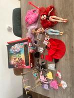 2 rainbow high poppen met kleding en accessoires te koop, Ophalen, Zo goed als nieuw