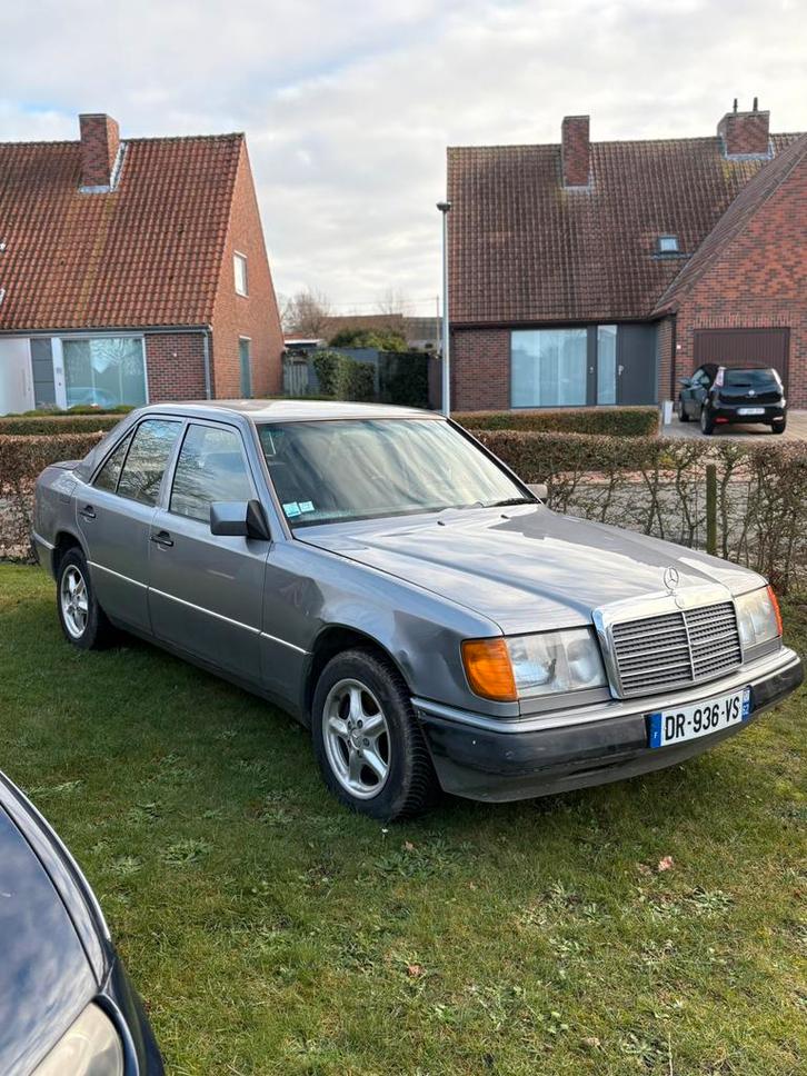 Mercedes e230 w124 auto oldtimer, Auto's, Mercedes-Benz, Particulier, E-Klasse, Ophalen
