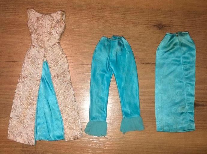 Vintage Barbie Original Evening Gala (1966) fashion #1660, Collections, Poupées, Utilisé, Vêtements, Enlèvement ou Envoi