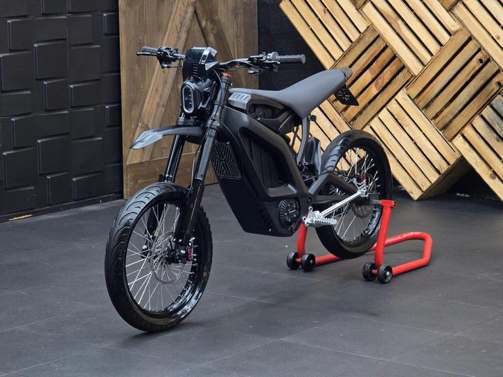 X Hunter - Talaria - Surron Straatlegaal, Fietsen en Brommers, Brommers | Derbi, Zo goed als nieuw, Ophalen