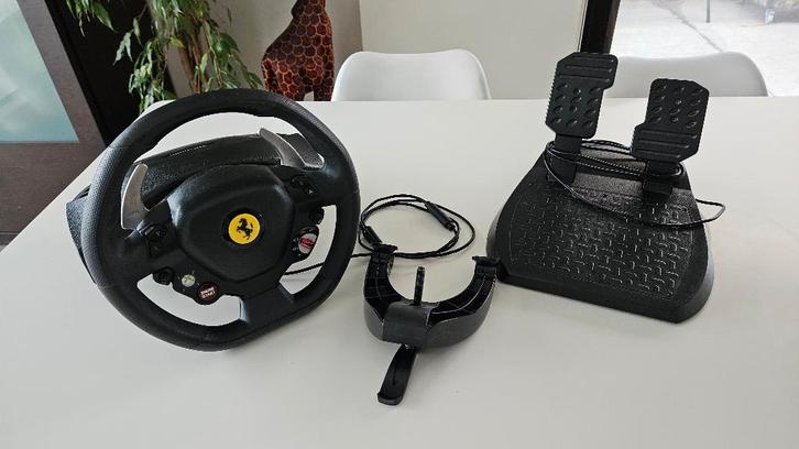 Thrustmaster Ferrari 458 RW racestuur met pedalen, Computers en Software, Joysticks, Gebruikt, Ophalen of Verzenden