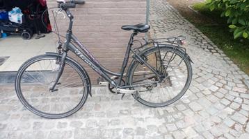 Damesfiets Thompson beschikbaar voor biedingen