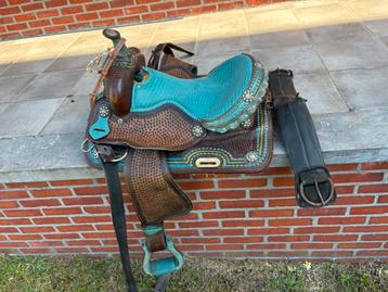 Prachtig zadel hoofstel beschikbaar voor biedingen