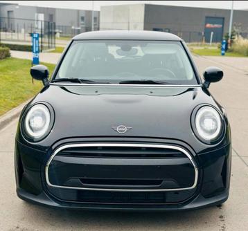 Mini one/facelift/2021/benzine102pk/cruise/nav/airco/carplay beschikbaar voor biedingen