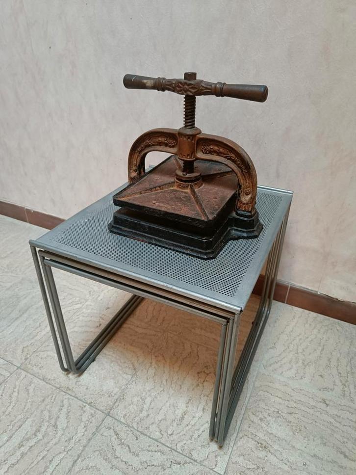 Antieke gietijzeren boekenpers, Antiek en Kunst, Antiek | Boeken en Manuscripten, Ophalen of Verzenden