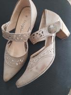 Dames schoenen, Ophalen of Verzenden, Zo goed als nieuw, Bruin