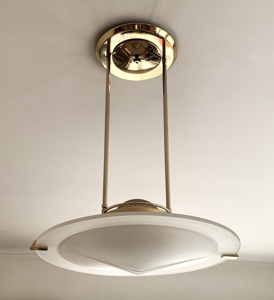 Eigentijdse hanger/kroonluchter * messing en matglas, Huis en Inrichting, Lampen | Kroonluchters, Zo goed als nieuw, Glas, Metaal