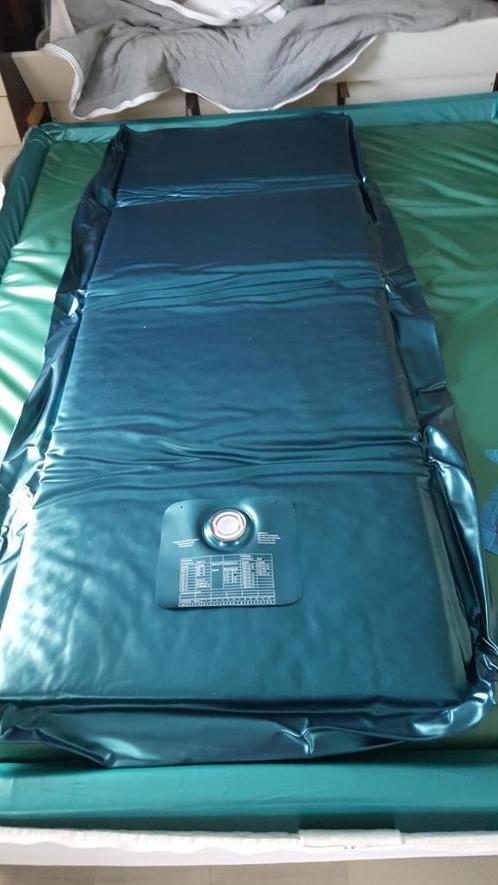 Waterzak (matalas) voor 1 persoonsbed + thermostaat, Huis en Inrichting, Slaapkamer | Bedden, Nieuw, Eenpersoons, 80 cm, 200 cm