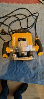 Bovenfrees van het merk "Powerplus" model POWX910, Bricolage & Construction, Outillage | Fraiseuses, Électrique, Routeur, Enlèvement