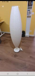 Staanlamp van Ikea, Huis en Inrichting, Lampen | Vloerlampen, Ophalen, Zo goed als nieuw