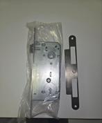 Standaardslot 90/50 incl. sluitplaat, NIEUW, Enlèvement ou Envoi, Neuf, Clé