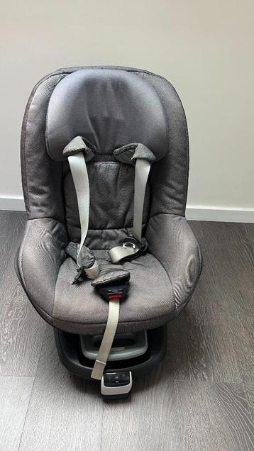 Maxi cosi Pearl autostoel met family fix basis beschikbaar voor biedingen