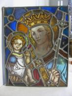 Vintage - Vitrail en forme de « Marie avec l'Enfant Jésus »., Antiquités & Art, Enlèvement ou Envoi