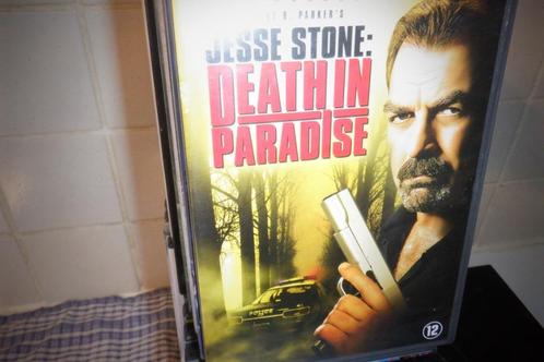 DVD Death In Paradise.(Tom Selleck), Cd's en Dvd's, Dvd's | Actie, Zo goed als nieuw, Actiethriller, Vanaf 12 jaar, Verzenden