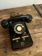 Oude telefoon in bakeliet en metaal speciaal model, Antiek en Kunst, Ophalen