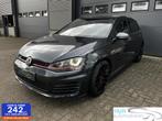 Volkswagen Golf 2.0 TSI GTI AUTOMAAT/PANODAK/NAVI/CRUISE, Auto's, Gebruikt, 4 cilinders, 1984 cc, Leder en Stof