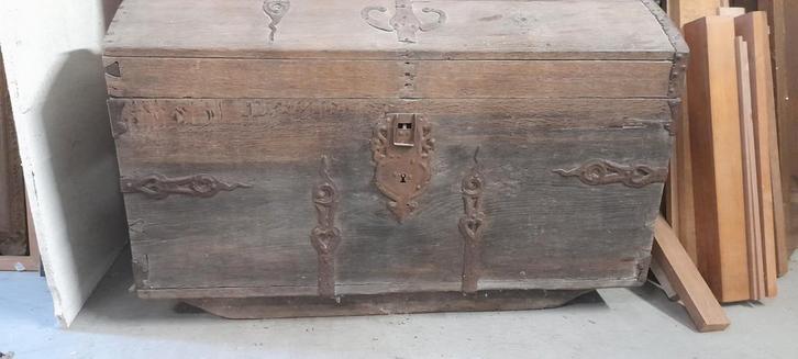 dekenkoffer ca 1500, Antiek en Kunst, Antiek | Meubels | Kasten, Ophalen