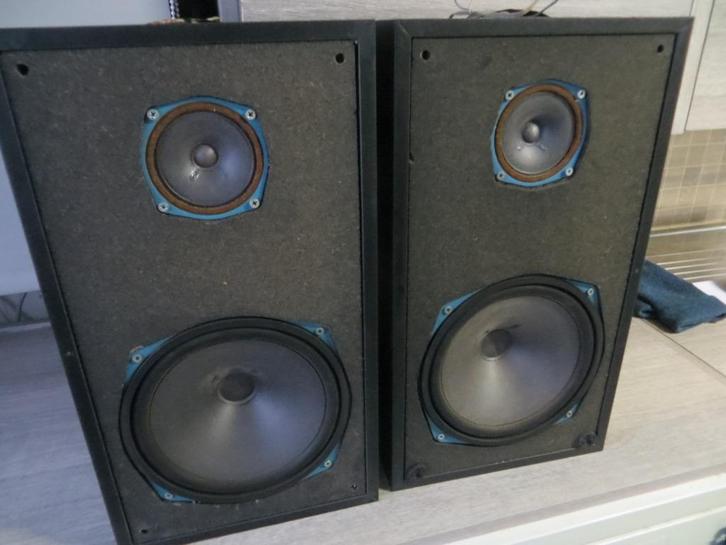 vintage boxen van merk Silver, 45watts, Audio, Tv en Foto, Luidsprekerboxen, Gebruikt, Front, Rear of Stereo speakers, Minder dan 60 watt
