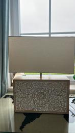 Lampe Maison du Monde avrc tres beau pied sculpte, 25 à 50 cm, Enlèvement, Utilisé, Rectangulaire