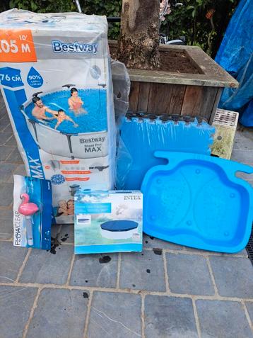 Intex zwembad 3.05 met veel accessoires alles nieuw in doos beschikbaar voor biedingen