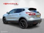 Nissan Qashqai 1.6 dCi Connect Edition / Panodak / Trekhaak, Zwart, Parkeersensor, 115 g/km, Qashqai