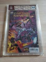Captain Marvel 36 Custom Label Signed, Eén comic, Nieuw, Ophalen of Verzenden, Amerika