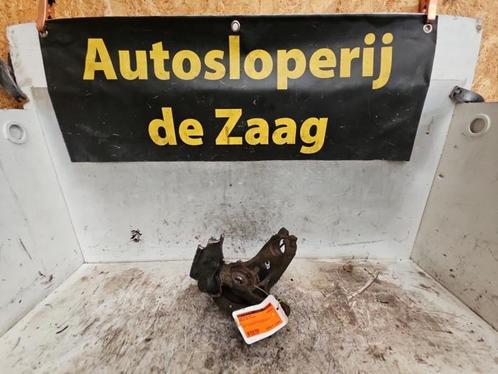 Fusee rechts-voor van een Peugeot 2008, Auto-onderdelen, Ophanging en Onderstel, Peugeot, Gebruikt, 3 maanden garantie, Ophalen of Verzenden