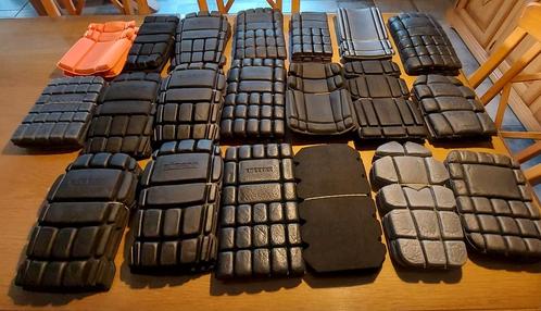 A SAISIR !! 20 PAIRES DE GENOUILLERES SUPER ÉTAT !, Doe-het-zelf en Bouw, Tegels, Zo goed als nieuw, Ophalen