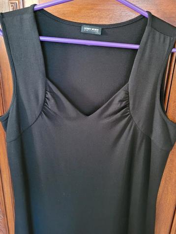 Robe noire cool de la marque Gerry Weber, 40 ans... comme ne