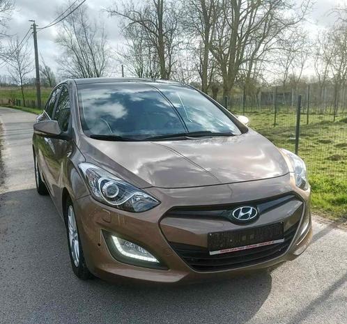 Hyundai I30 Automaat / Full option / 1ste eigenaar, Auto's, Hyundai, Bedrijf, Te koop, i30, Achteruitrijcamera, Airbags, Airconditioning