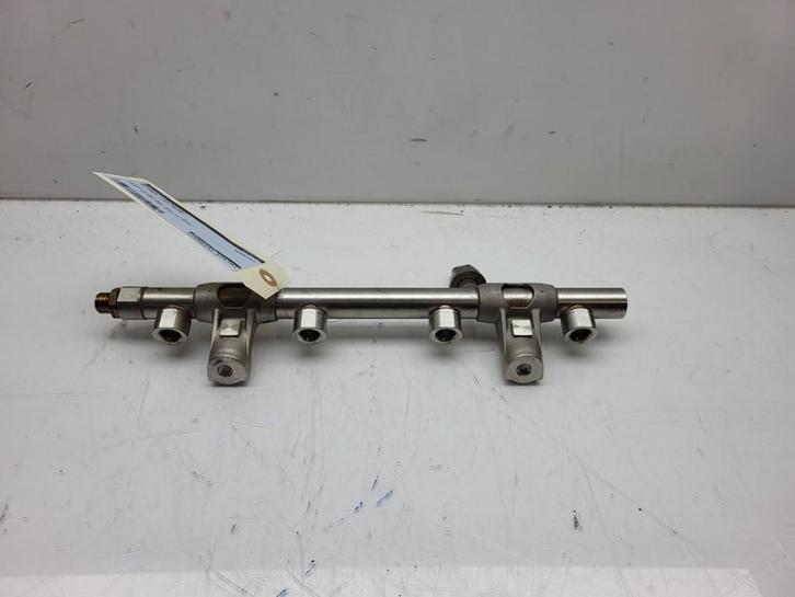 RAMPE D'INJECTION Volkswagen Polo VI (AW1) (01-2017/08-2021), Autos : Pièces & Accessoires, Systèmes à carburant, Volkswagen, Utilisé