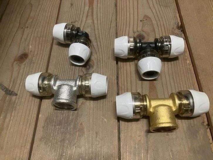 075. Uponor RTM fittingen, Hobby en Vrije tijd, Overige Hobby en Vrije tijd, Nieuw, Ophalen of Verzenden