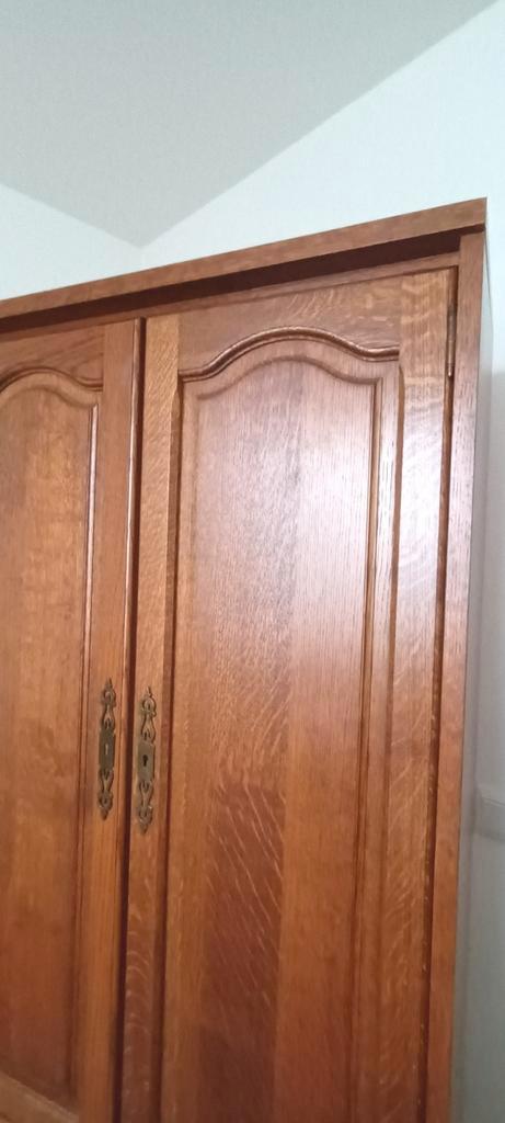 ✨️💫⭐️ VOIR VINTAGE GRANDE ARMOIRE étagère bois rustique, Maison & Meubles, Armoires | Mobilier de télévision, Utilisé, 150 à 200 cm