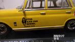 TAXI BRUXELLES 62.MERCEDES 200D IXO 1/43 COMME NEUVE,VITRINE, Enlèvement ou Envoi, Comme neuf, Voiture, Autres marques