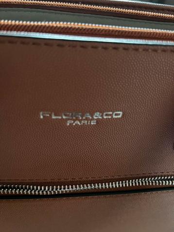 Sac en cuir beschikbaar voor biedingen