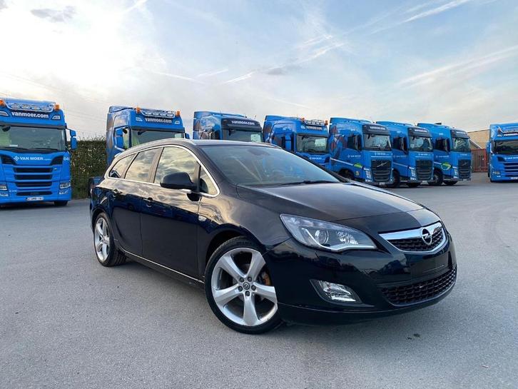 Opel Astra Tourer 1.6i / 2011 / 148000.km / 1 Ste Eigenaar, Auto's, Opel, Bedrijf, Astra, ABS, Adaptieve lichten, Airbags, Airconditioning