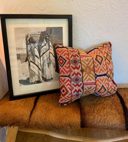 Prachtige boho chique marokkaanse berber kussens, Huis en Inrichting, Woonaccessoires | Kussens, Zo goed als nieuw, Rond, Ophalen of Verzenden