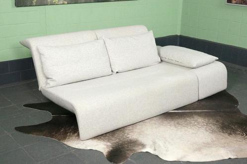 Design bank Ligne Roset Downtown, slaapzetel, Huis en Inrichting, Zetels | Zetels, Zo goed als nieuw, Rechte bank, Tweepersoons