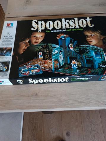 Gezelschapsspel ,spookslot beschikbaar voor biedingen