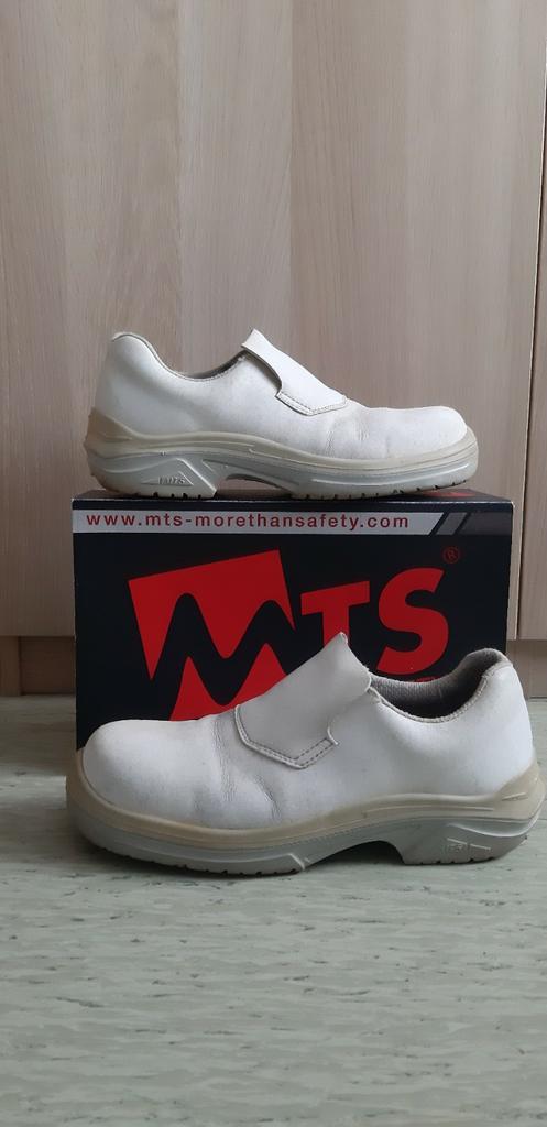 Witte lederen veiligheidsschoenen maat 44 merk MTS, Kleding | Heren, Schoenen, Gedragen, Wit, Ophalen