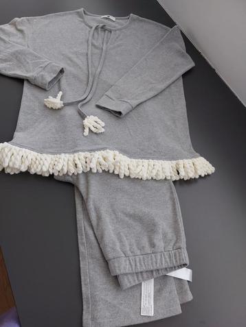 Twinset homewear pak in zeer zachte warme stof beschikbaar voor biedingen
