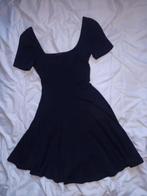 une robe d'été noire ,pour la fille taille s/ +-14ans/, Kinderen en Baby's, Kinderkleding | Maat 164, Ophalen of Verzenden, Meisje