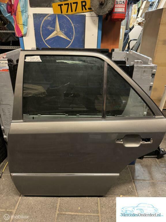 W124 Deur Sedan Links achter, Auto-onderdelen, Carrosserie, Deur, Gebruikt, Ophalen of Verzenden
